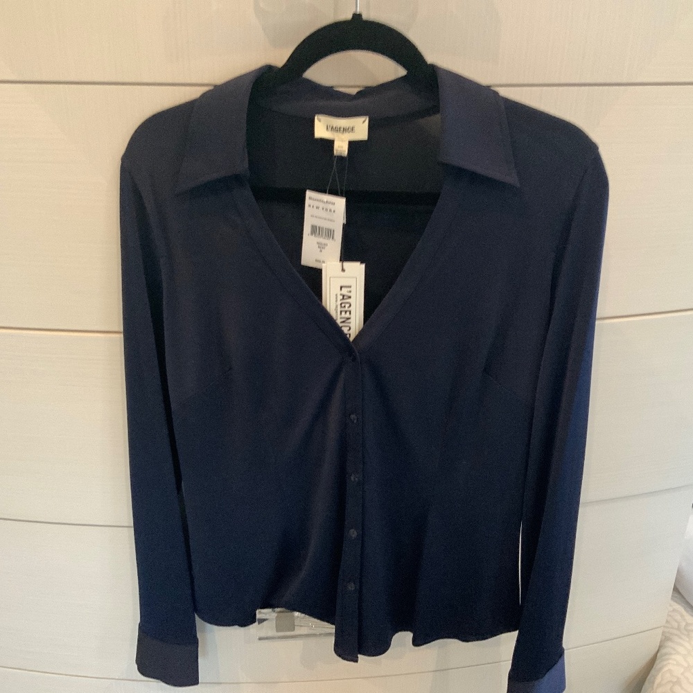 L’AGENCE NAVY BLUE BUTTON DOWN BLOUSE